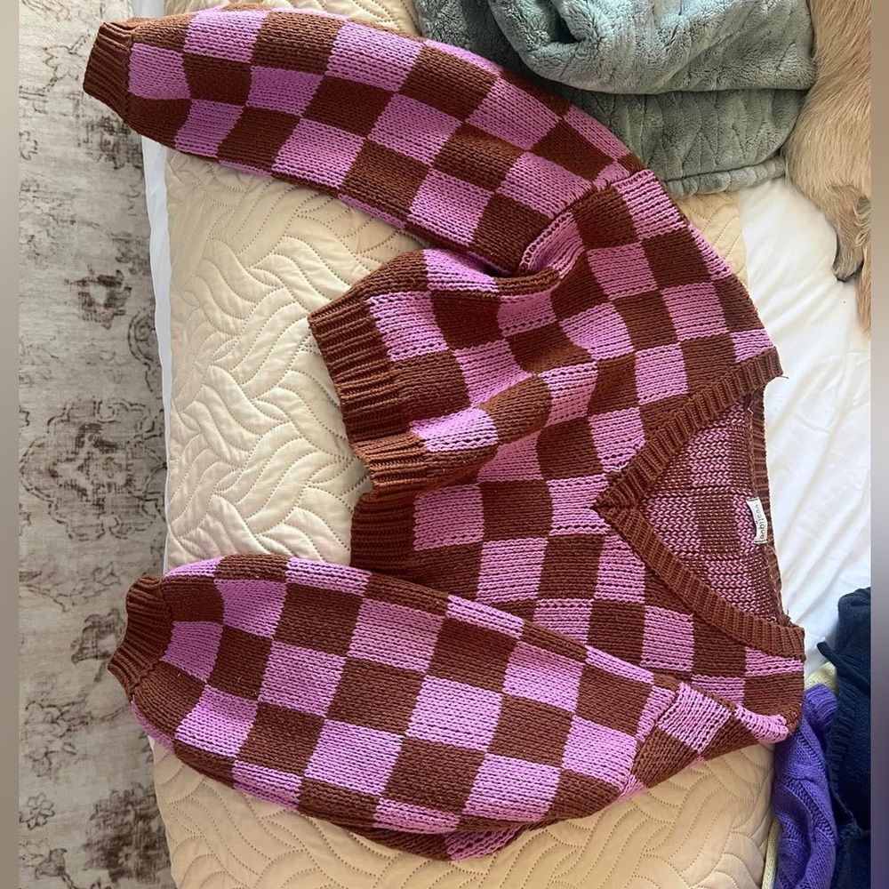 vestique Sweater